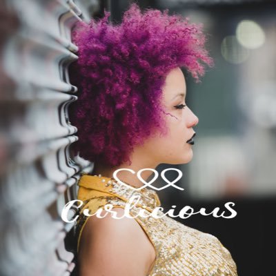 https://t.co/ChUkJ0Ujtt is a place for all things CURLY! Check us out for features of your Favorite Curly Girl Crushes and Curl Candies. 
IG: @curliciousness