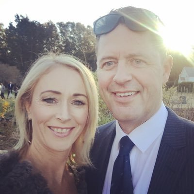 Sales pro, apprentice parent, devoted husband, soccer nut, fumbling muso and general all round good bloke 😏 - In Ange We Trust!