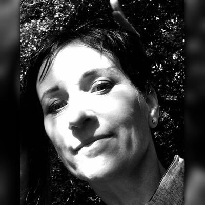 LynnTod44040905's profile picture. 