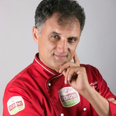 Il maestro pizzaiolo Marco Amoriello, specializzato nel settore gluten free. Corsi amatoriali e professionali. Consulenza x attività ristorative nuovi prodotti.