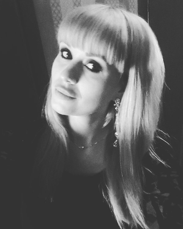 DepriestLaine's profile picture. 