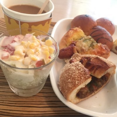 こんな世の中、人生いろいろありますが、美味しいものを食べて楽しくお気楽に生きましょう！
地球の大変革を楽しもう！地球はどんどん良くなっているよ。
#参政党一般党員
