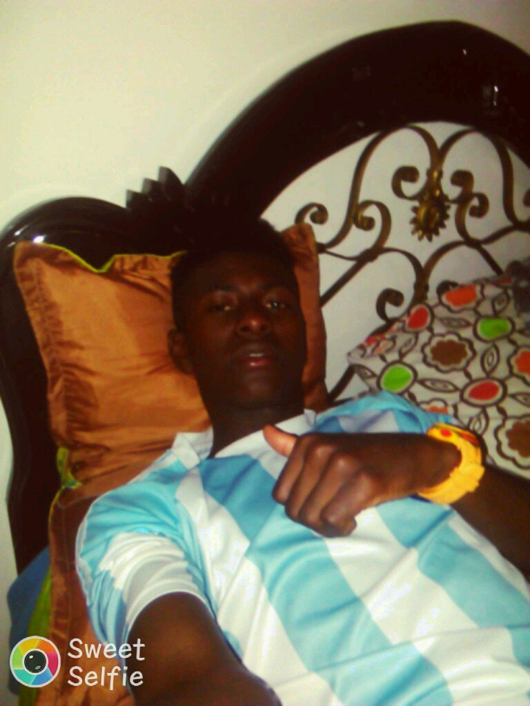 lamanonegra14's profile picture. nacido en cordoba monteria