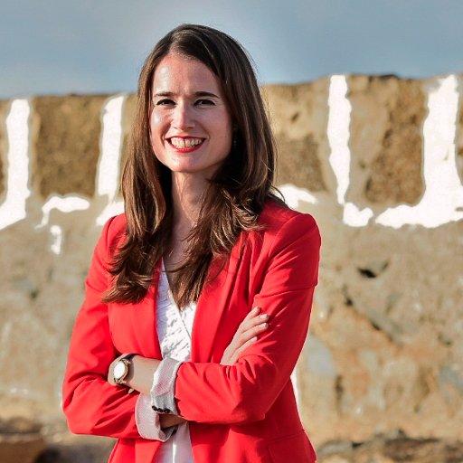 #Periodista #Journalist rigurosa y versátil #ComunicacionCorporativa #RRPP #MarketingDigital @Laprovincia_es @BBCSportWales @TheBigIssue @RadioLeonSER
