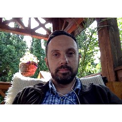 zenonik90's profile picture. search maniac