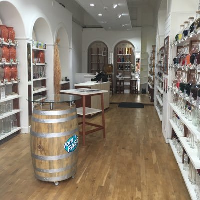Vom Fass offers premium, award winning culinary oils, balsam vinegars, spirits, liqueurs & cocktails, straight from the cask. All bottles can be personalised.