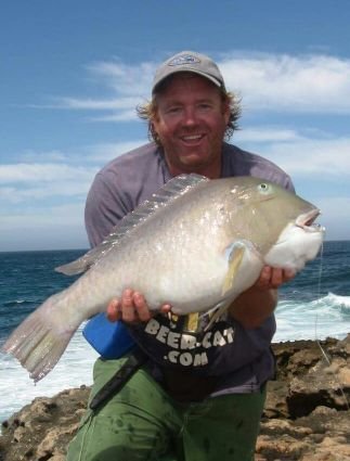 Downsized crop cockie. Hay grower. Camping and landbased fishing tragic, now with added boat. Married to Fleur. Father of 3 rad kids.