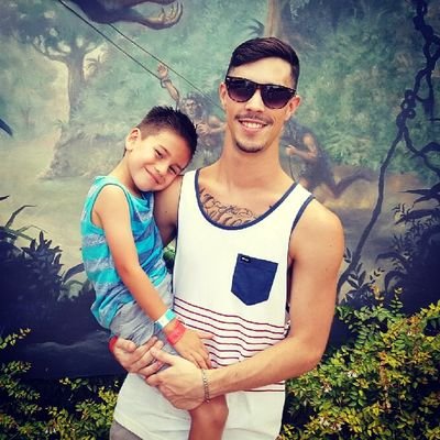 locotedesco's profile picture. Too slam, to give a damn.