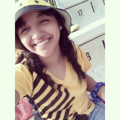 PierinaRodrgue1's profile picture. Me enamore de Peñarol 😍 
Snap: pieriro👻