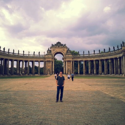 7amodaaaa's profile picture. still busy writing it ;)