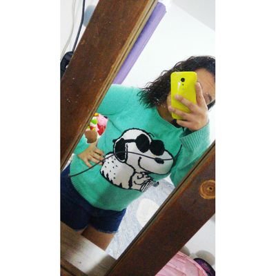 Namorar pra quê? Se amarrar pra quê? Se o esquema é ficar solteira q eu sei q eles vão querer ! 🍻😎✌💁