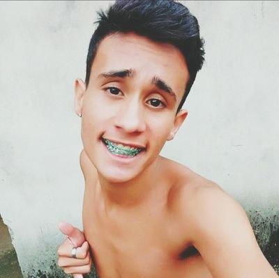 18 Anos
Solteiro
Instagram LeandroMuniz16
SnapChat Mds-leh17