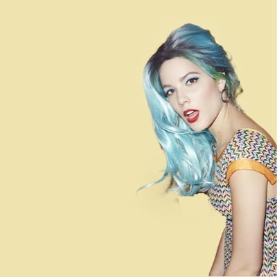 This girl who slept a hundred years got something after all~//Dimension hopper//My dad might shoot you @gravestheoutlaw #RPOC #Multiverse #multiship