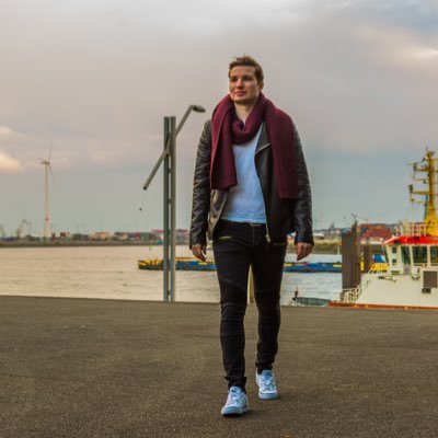 Filmmaking🎥
Photograph📸
Based in Hamburg
Twitch👉 https://t.co/TOwWF5Jb1E
Youtube👉 https://t.co/pgpHrg7IVo
Instagram 👉https://t.co/ld1nxhIbXi