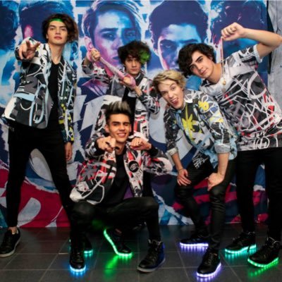 sergiodice1's profile picture. del club #CoderLoverGDL @gusquijass es mi cuñado |CD9 los mejores| coderboy.❤️🆑