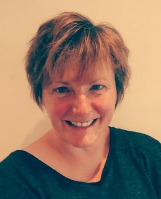 spaxgirlz's profile picture. living life to the max, in sunny Suffolk....
Life Tips - never let your son write your twitter bio! 😂