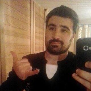 Hello I am Giulio(Italian)currently live and work in Germany. I have a youtube channel where I sing covers. I love playing football tennis and still play sports