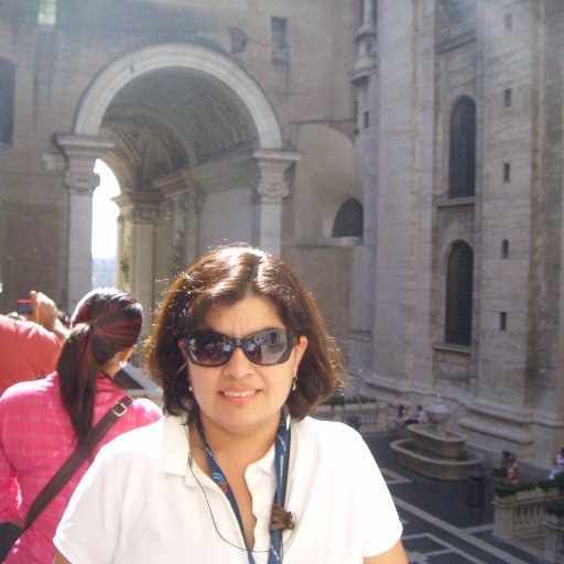 LuzMaulen's profile picture. Me gusta  viajar, conocer gente y culturas,  los animales y disfruto de una grata charla