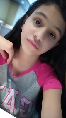 loou_fcos's profile picture. Amo Supergirl de paixão mais do que tudo. Adoro assistir Grey's Anatomy. Meu filme favorito é Disney Descendentes. Meu hobby é jogar futebol.