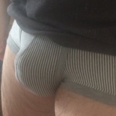 Ry1489's profile picture. 顔あり裸体が一番興奮する！