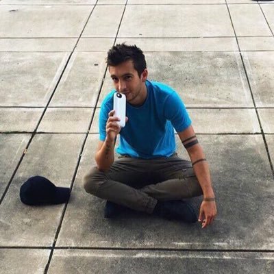 free follow from @tyIerjoepsh