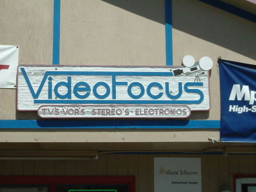 Communications and Entertainment retailer with 41 years experience