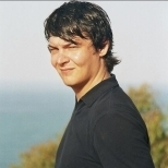 RolandLoy's profile picture. 