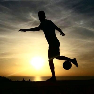 AdriaAlsina1's profile picture. 🎓CAFE - FISIO 📋 UEFA A ⚽ Preparador físic @fclescala🏋‍♀️