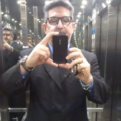 MarceloMedina1's profile picture. Empresario, productor artìstico. ex director Teatro La Casona .Trabaja en TicketHoy. Sabalero y campeon⭐️🏆!!