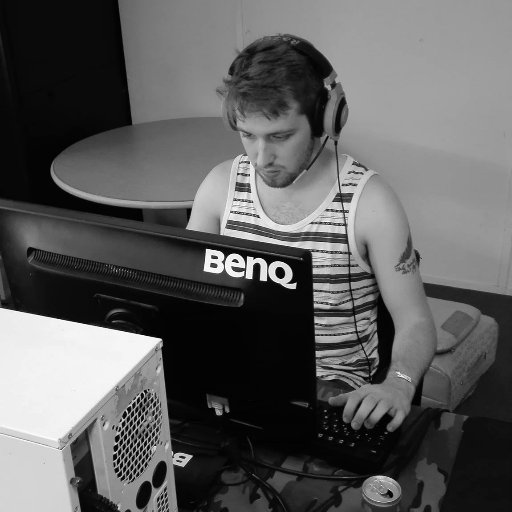 vald0w's profile picture. Responsable @DizlownAT