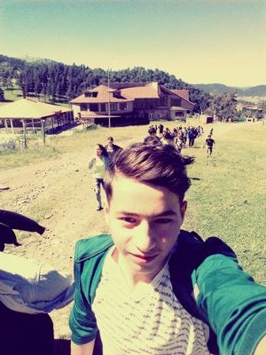 kız dediğin manyak olacak .manyak kızlar güzel sever