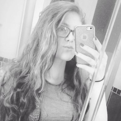 harkindanielle1's profile picture. 