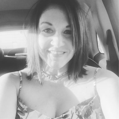 el3sha's profile picture. I'm just a girl. Just E. https://t.co/tMxW8kQ5i0 https://t.co/VNcuDybyd0