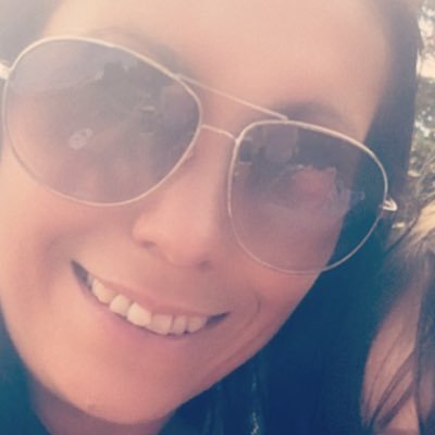 mum of 4, wifey and queen bee of my little hive. learning hard so the earnings easy, turning the passion into pay cheques, empowering each other to be our best