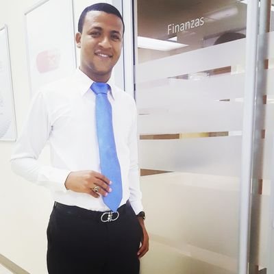 Contador
Diplomado en Gerencia Política y Gestión de Gobierno.
Diplomado en Tributación Corporativa.