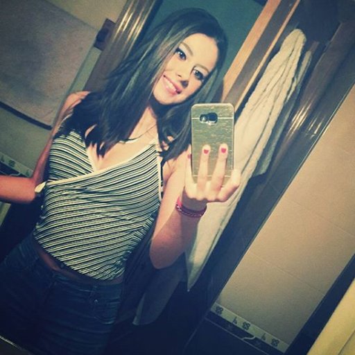 Me encanta como el destino saca de mi vida a esas personas que no valen la pena!!!