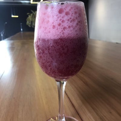 bensonshaz's profile picture. 