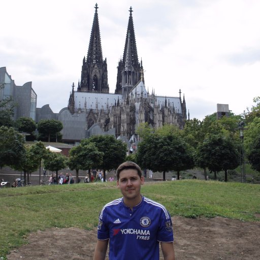 #GER ⚽ @ChelseaFC Fan #proudblue Snapchat: kevcore07 Instagram: KevinHaska