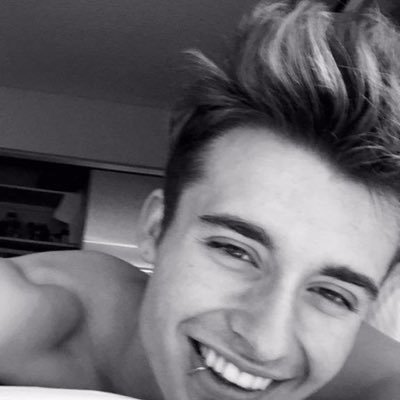 chrisco_rpg's profile picture. brybry - weslouye - eli - alex / Ethan ♡