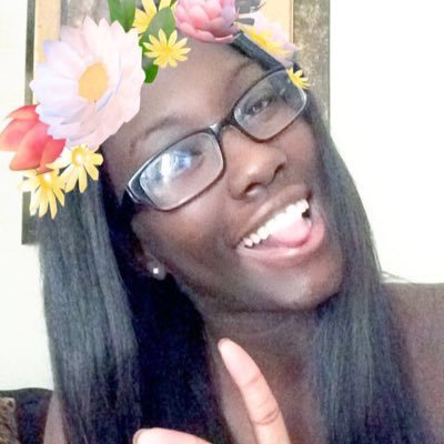 Loyalty ✨Over Love❤ I'll Kill A Bitch On Purpose ✊✌ IG:: _melaninbeautyyyy #ClassOf2k15