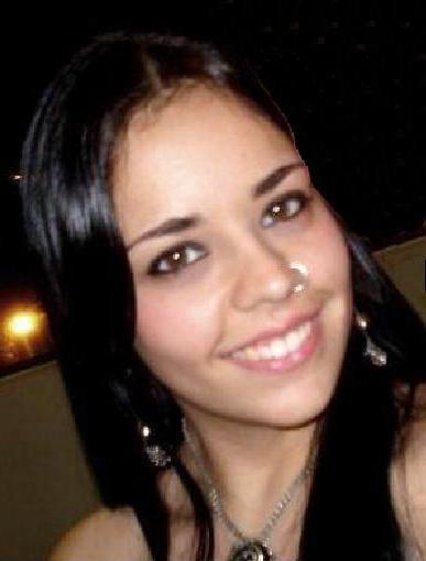 Linda, simpática, prendada, agradável, sincera, generosa, comunicativa, esperta, engraçada, gata, meiga e modesta