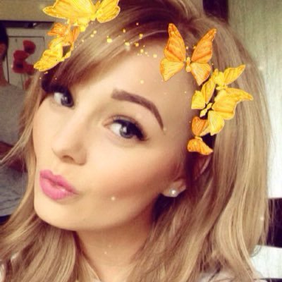 Eves_Robinson's profile picture. 