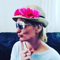 Sim @ Sim's Life (@simslifeblog) Twitter profile photo