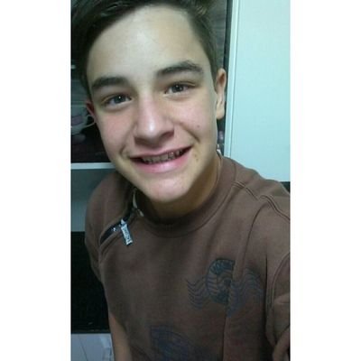 Rafa_Zanichelli's profile picture. Cuando veas un unicornio en el cielo avísame! salgamos junto del manicomio a buscarlo y seamos felices^^
♈VEGETTA777♈