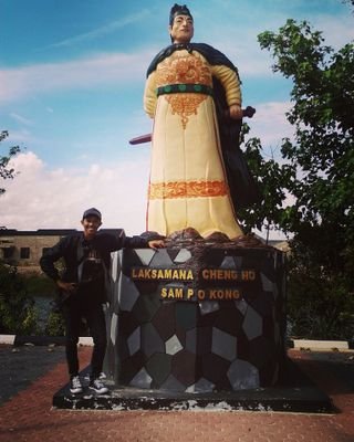 AhmadSiddik02's profile picture. 