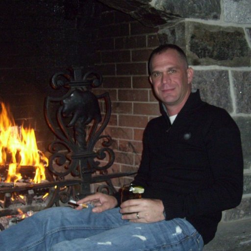 i'm a confident man,honest,reliable,kindness,interesting,generous,outgoing,have sense of humor,good lol listener,and guy with passion for life..............p
