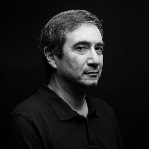 Journaliste, directeur de la rédaction et de la publication @libe. Auteur de