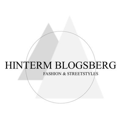 Fashion- & Streetstyleblog 

📍 Hamburg Germany
📩 Info@hinterm-blogsberg.com
👥 @hintermblogsberg