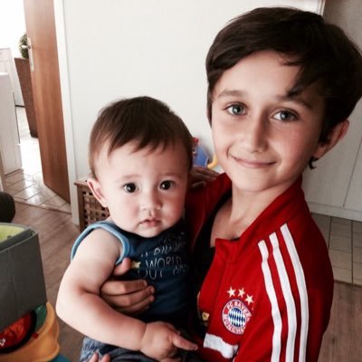 amine_au's profile picture. Gentille