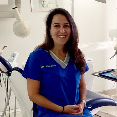 Clínica Dental Luciana Torres se encuentra en Santa Eulalia. Expertos en implantes, estética dental, ortodoncia, blanqueamiento... 971331750